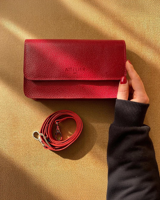 Kırmızı Askılı Deri Çanta